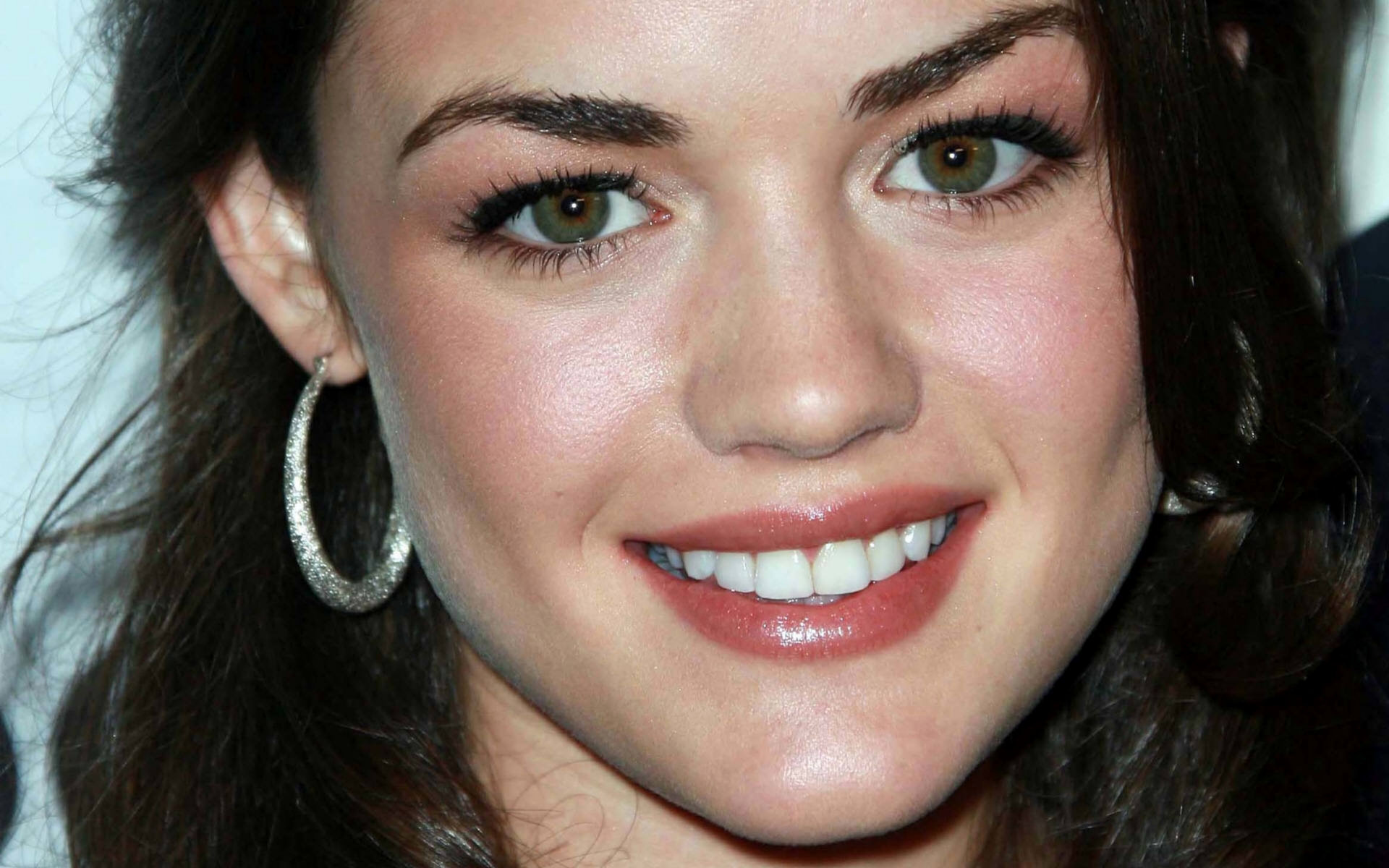 Cute Lucy Hale Pretty Woman 1920x1200