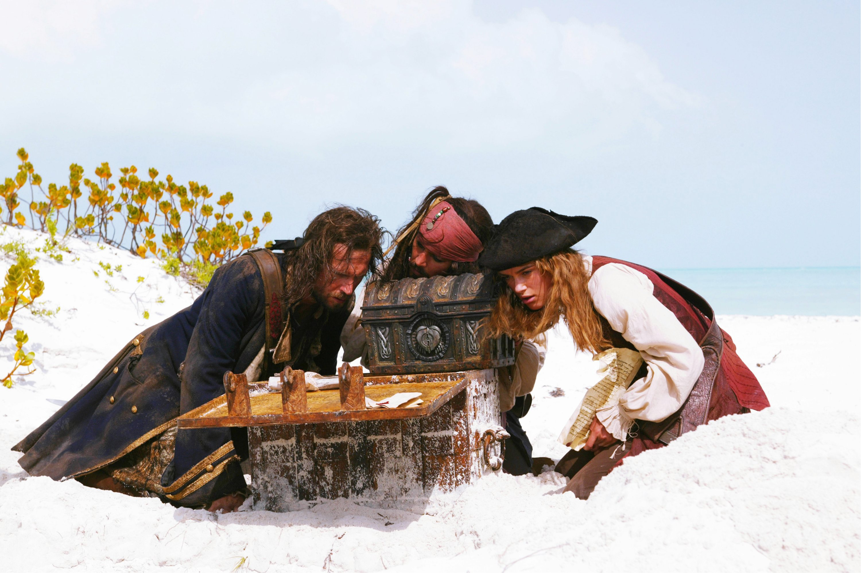 Elizabeth Swann Jack Davenport Jack Sparrow James Norrington Johnny Depp Keira Knightley 3000x1996