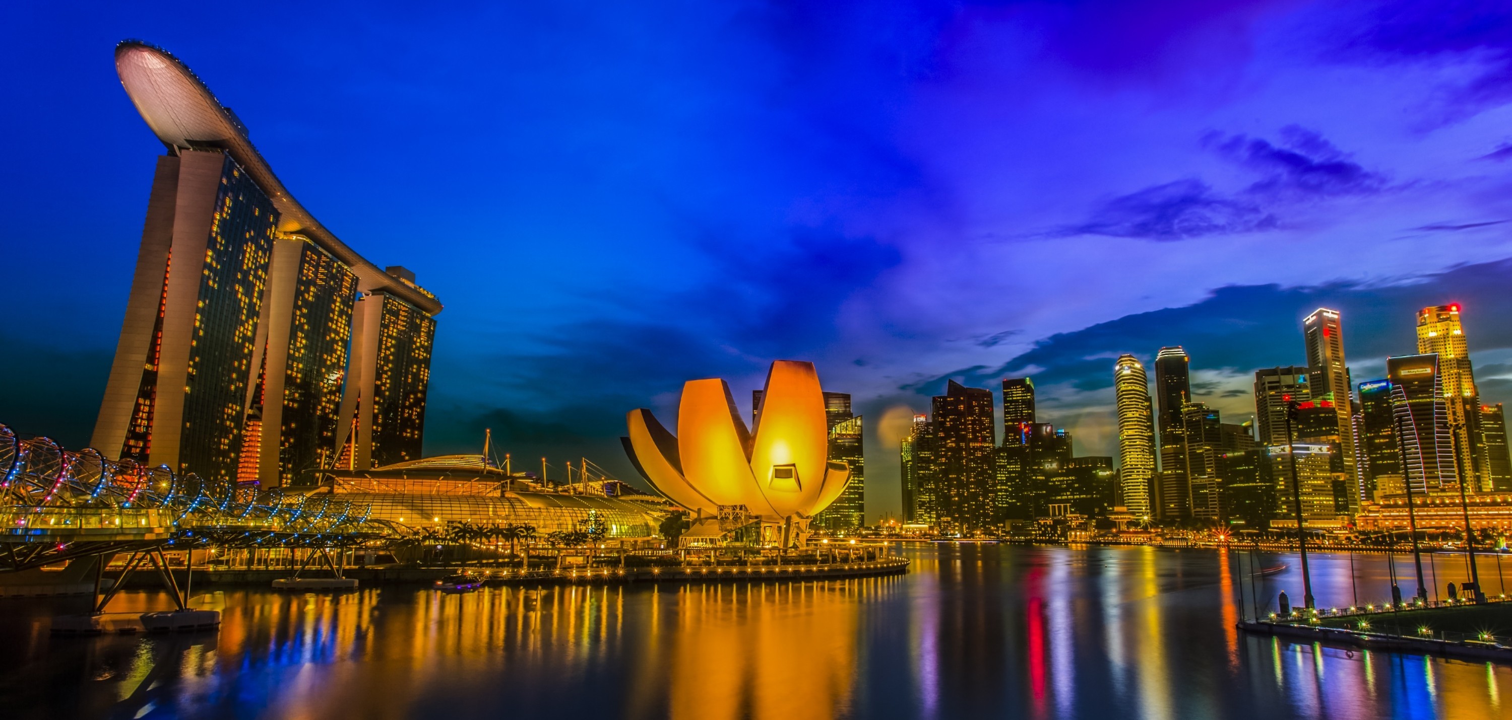 Art Science Museum Marina Bay Sands Singapore 3000x1430