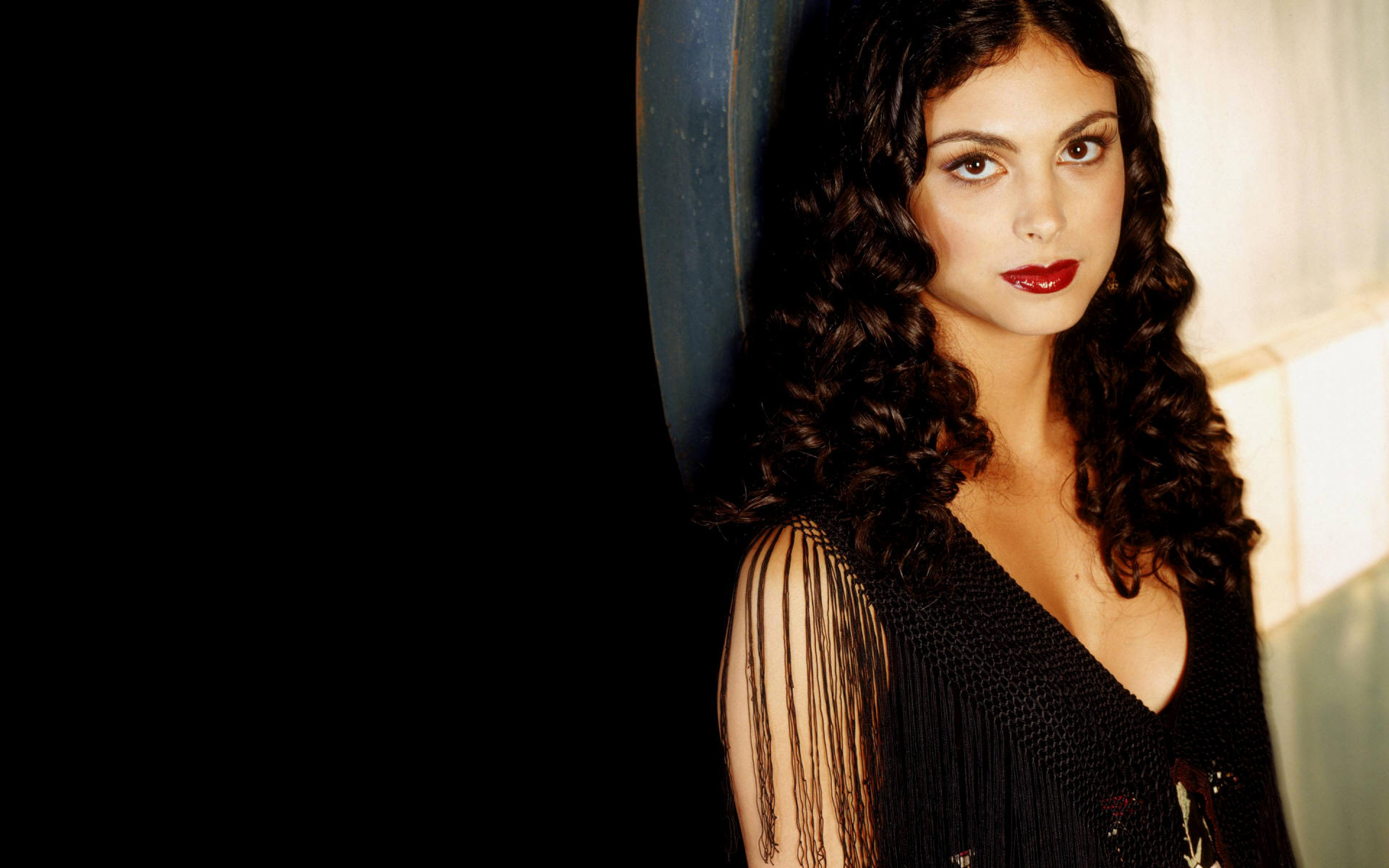 Actress Brazilian Morena Baccarin 2880x1800