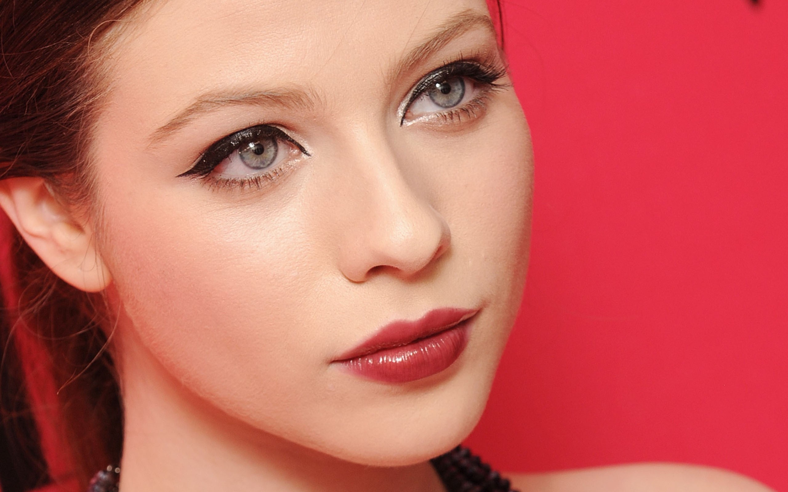 Michelle Trachtenberg 2560x1600