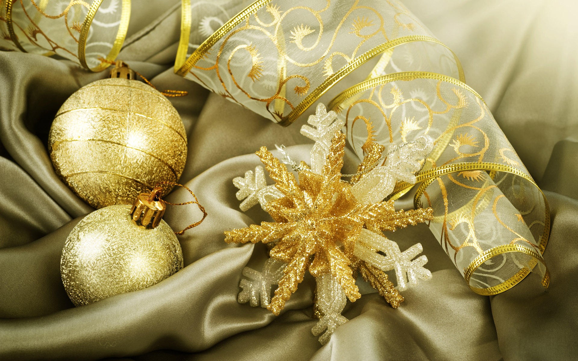 Christmas Christmas Ornaments Gold Holiday Satin 1920x1200