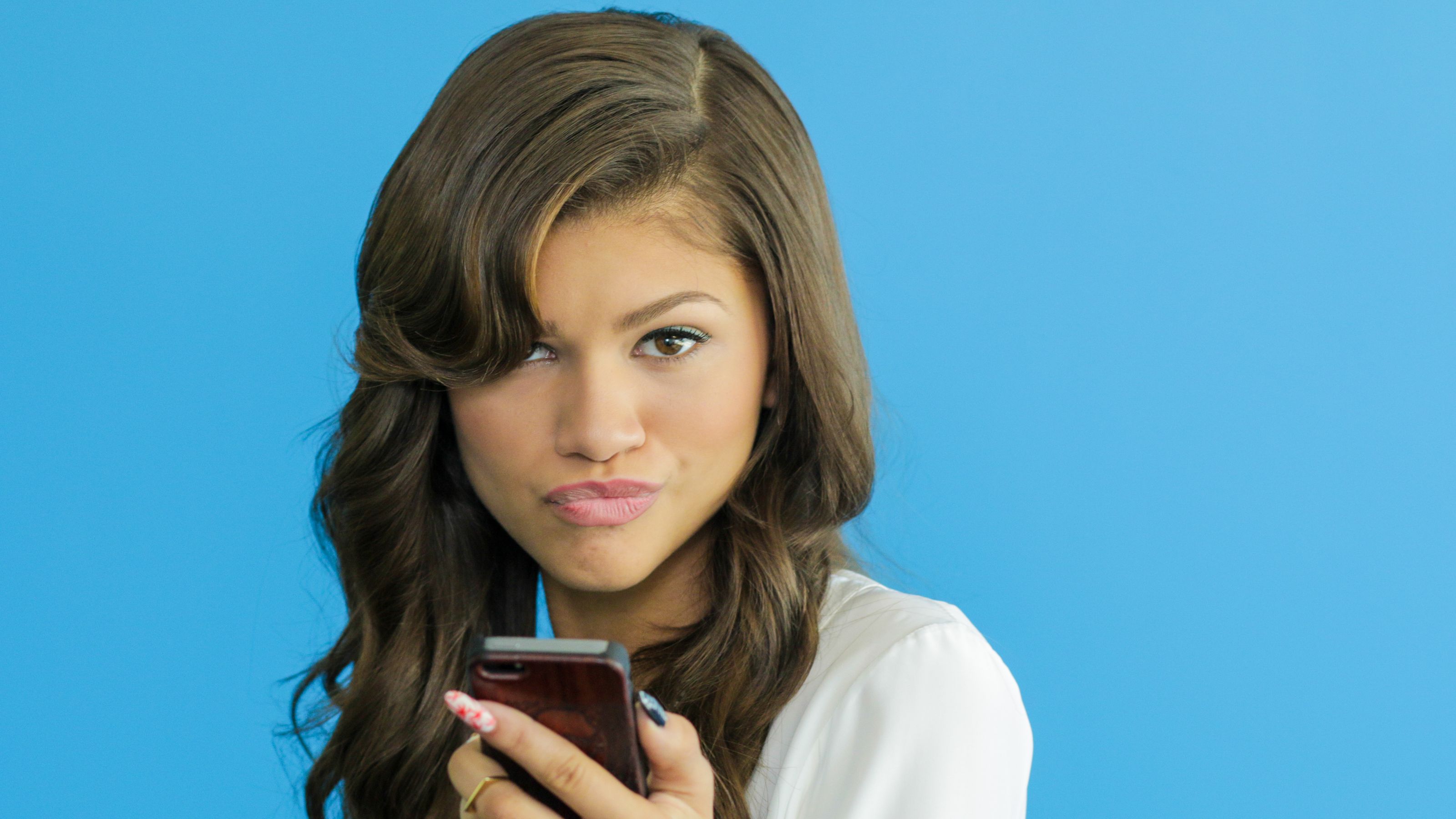 Actress American Brown Eyes Brunette Singer Zendaya 3200x1800