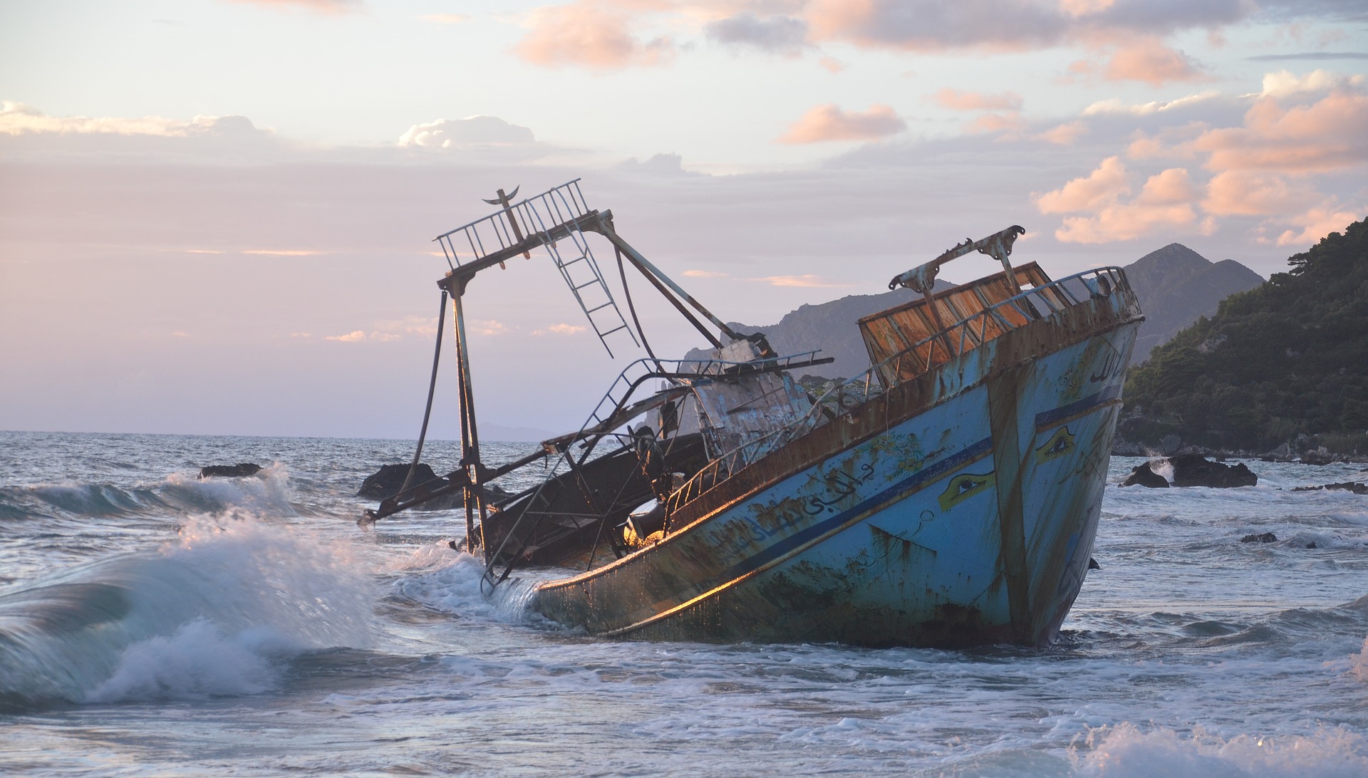 Coast Greece Ocean Rust Shipwreck Vehicle Wave Wreck 1920x1092