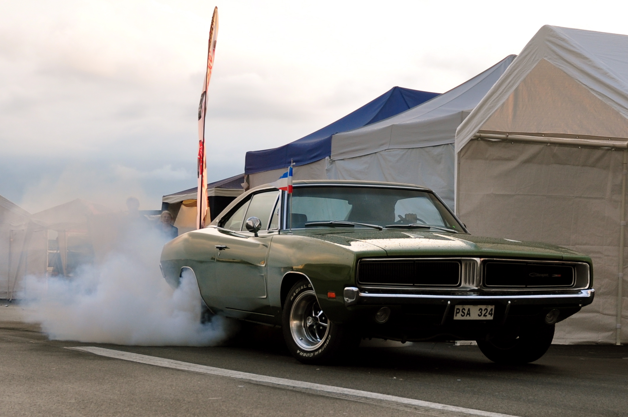 Vehicles Dodge Charger 2119x1407