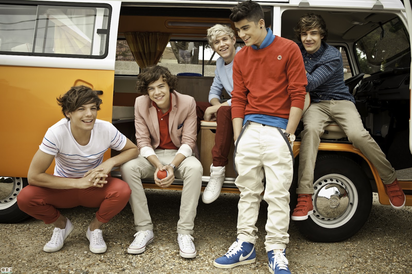 Music One Direction 1600x1067