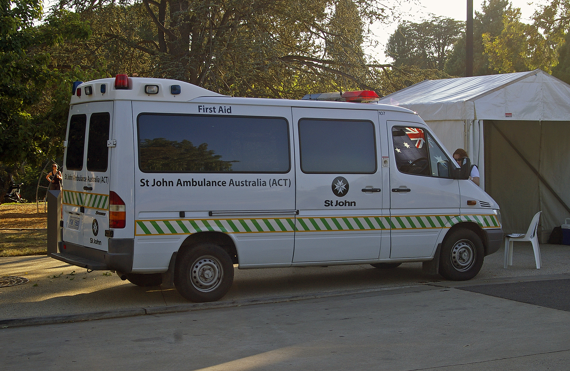 Ambulance 2000x1302