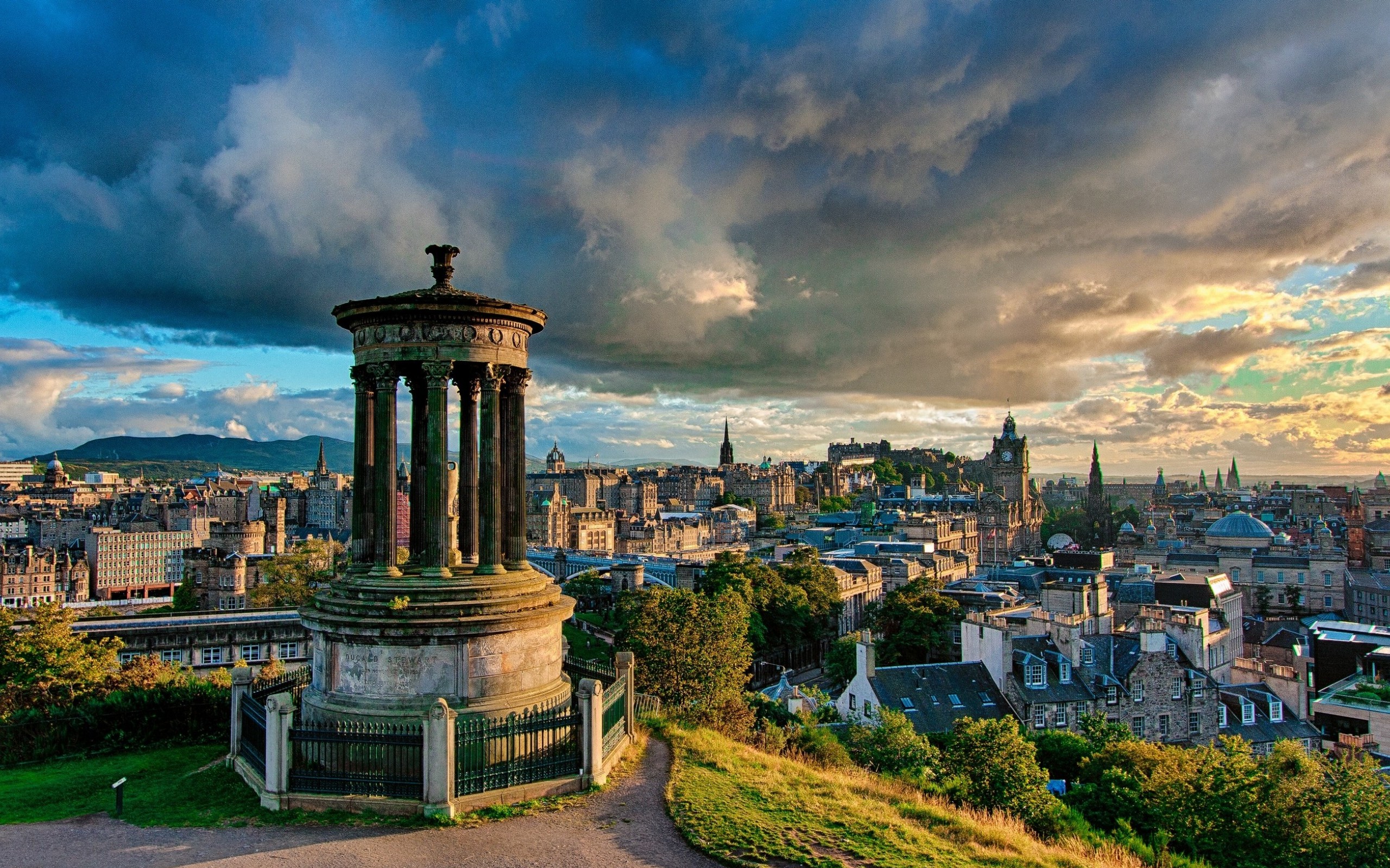 Edinburgh Scotland 2560x1600