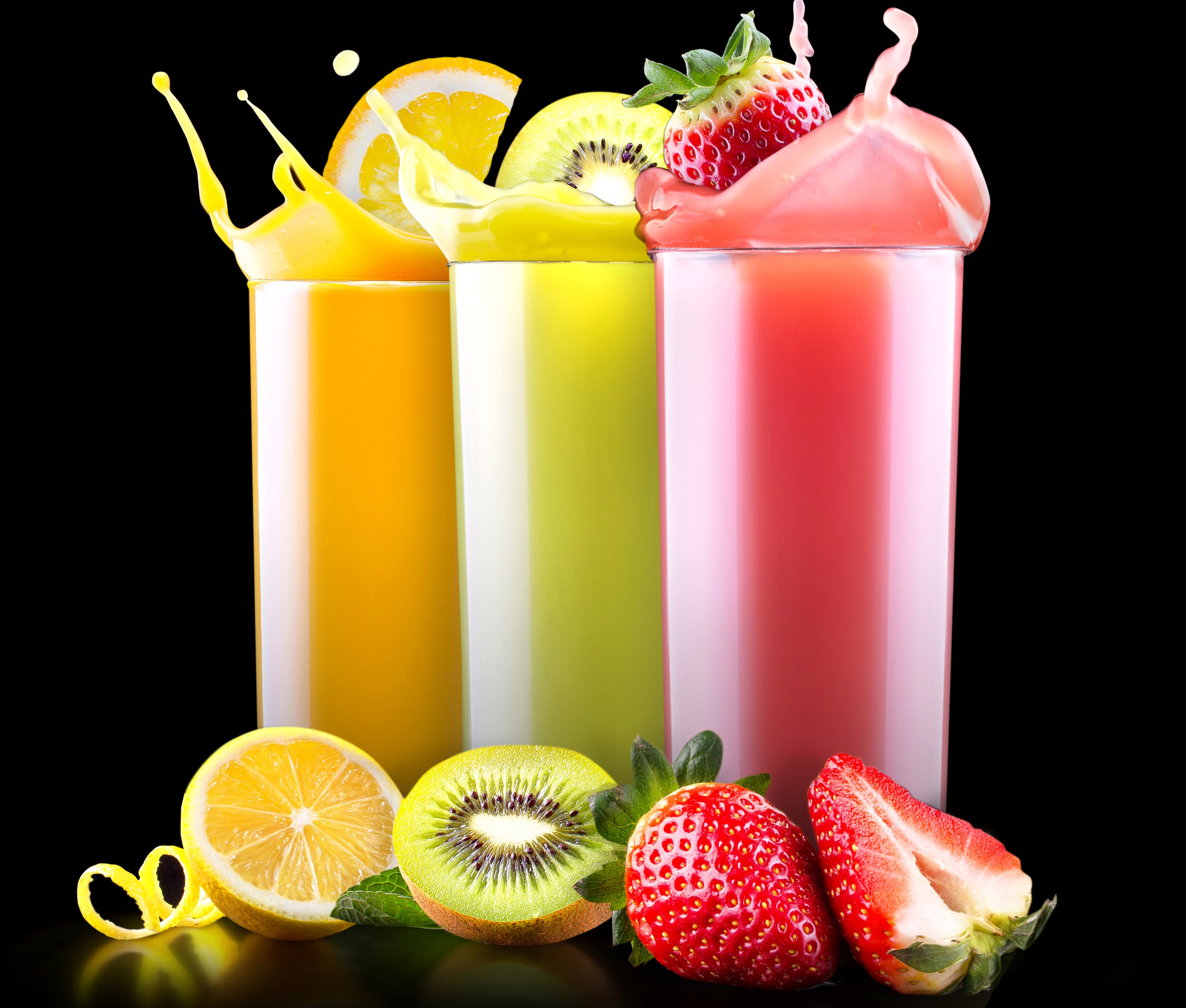 Drink Fruit Glass Juice Kiwi Strawberry Orange Color Orange Fruit 2396x2035
