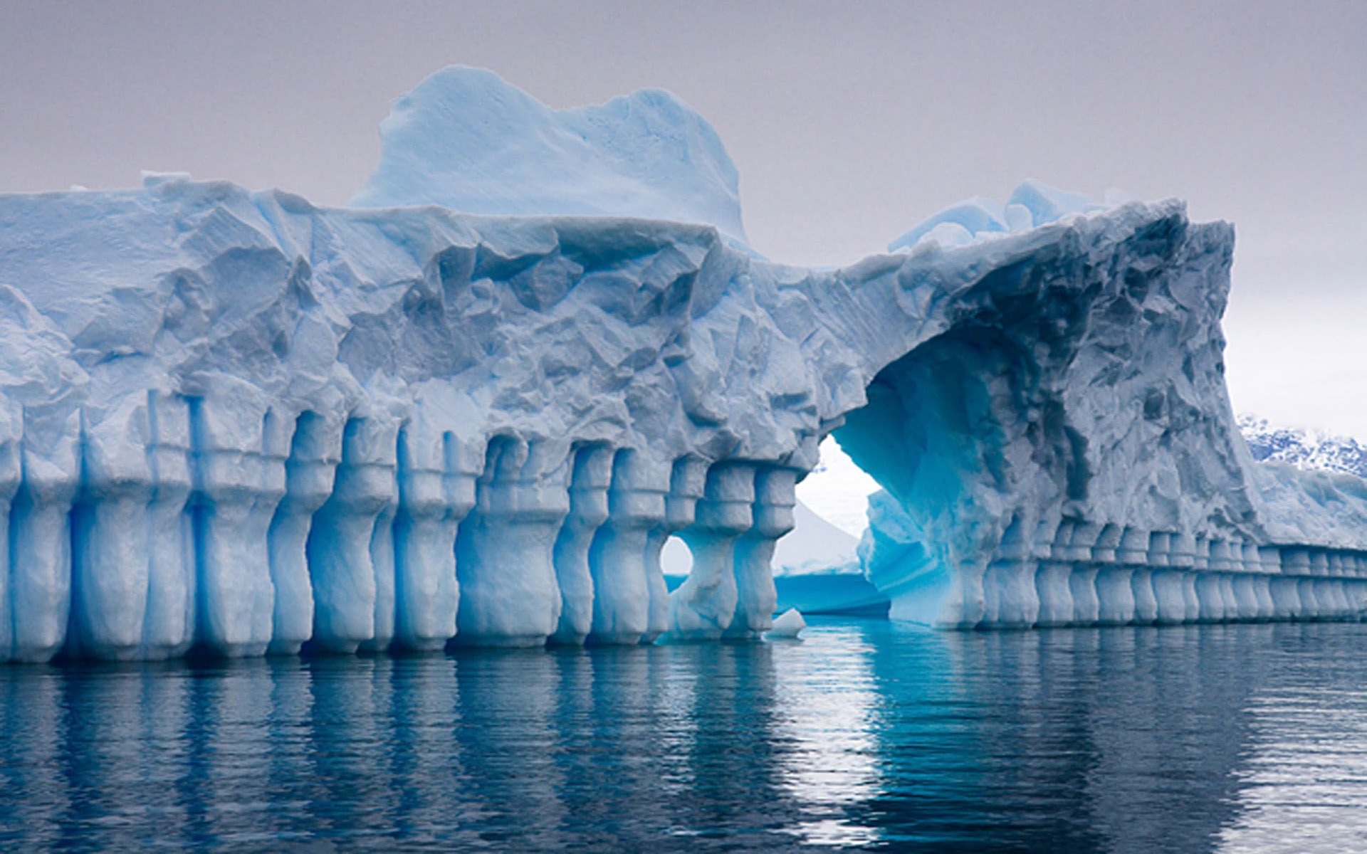 Earth Iceberg 1920x1200