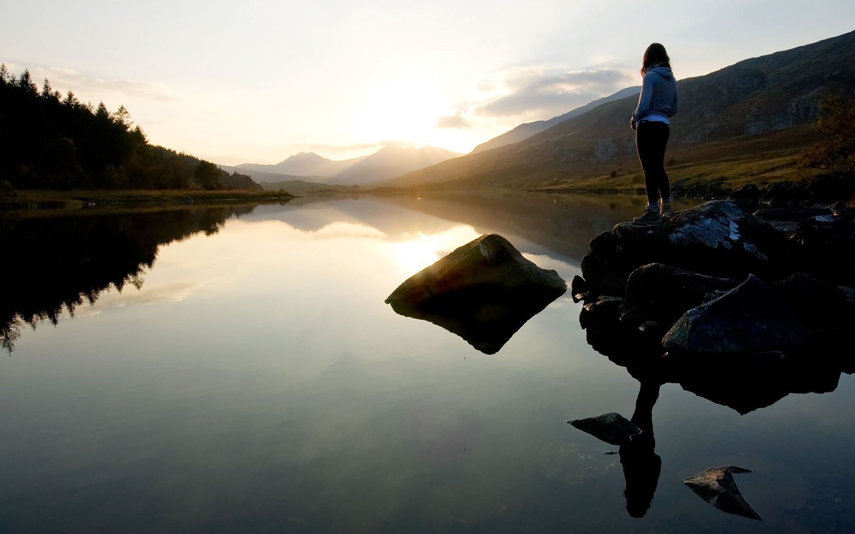 Lake Rear Reflection Scenic Situation Sunrise 1680x1050