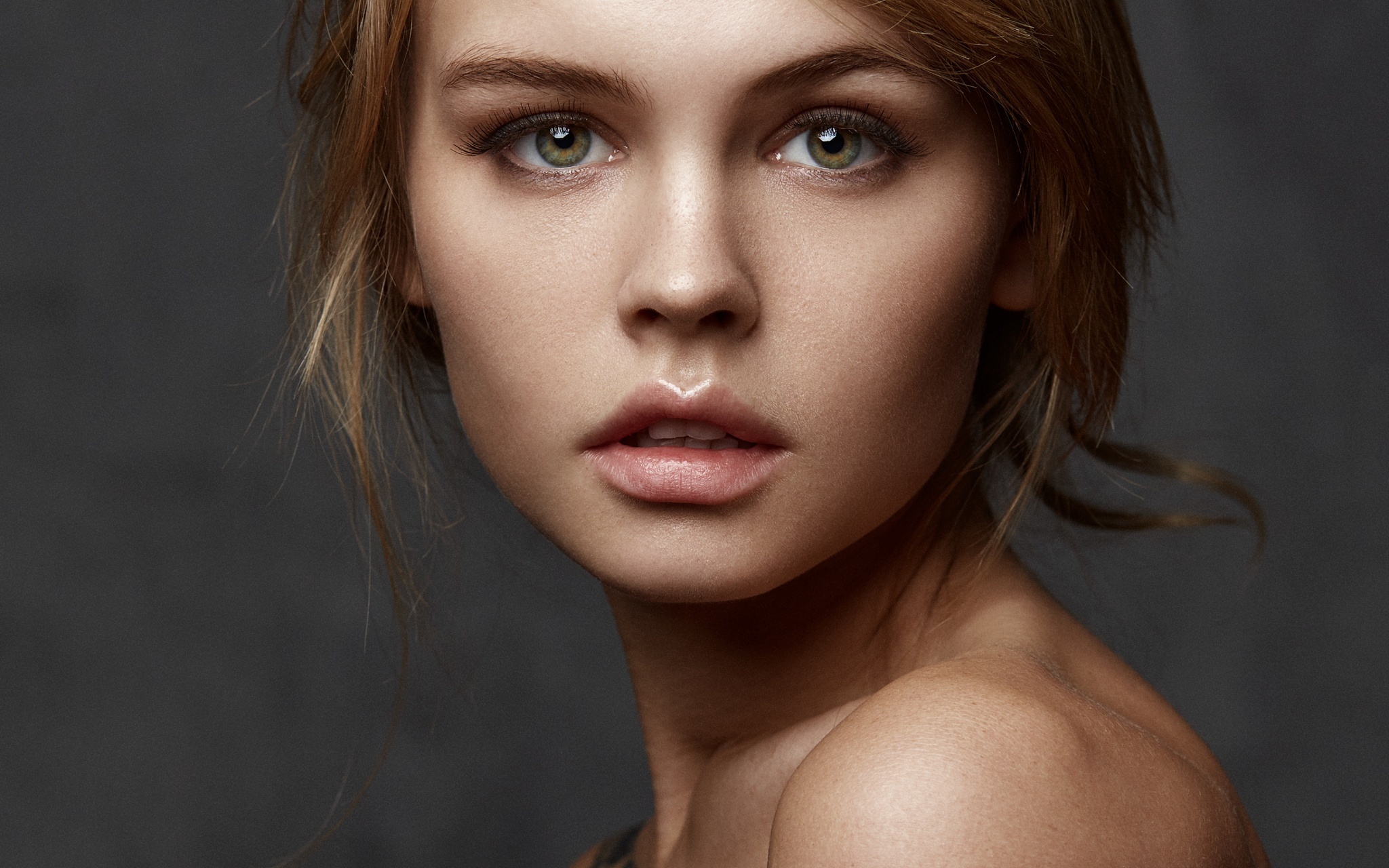 Anastasiya Scheglova Face Girl Green Eyes Model Russian Woman 2048x1280