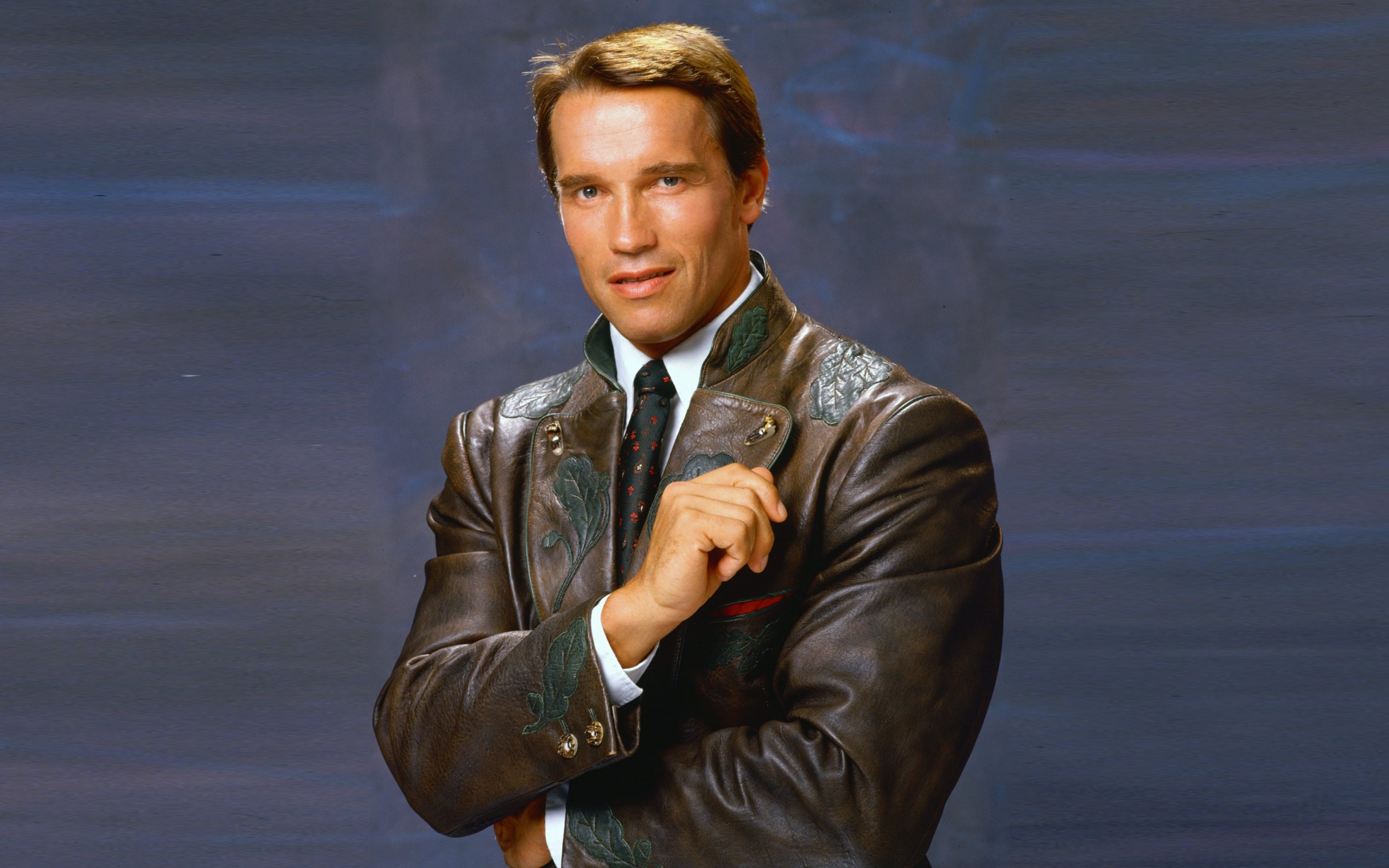 Arnold Schwarzenegger 2560x1600