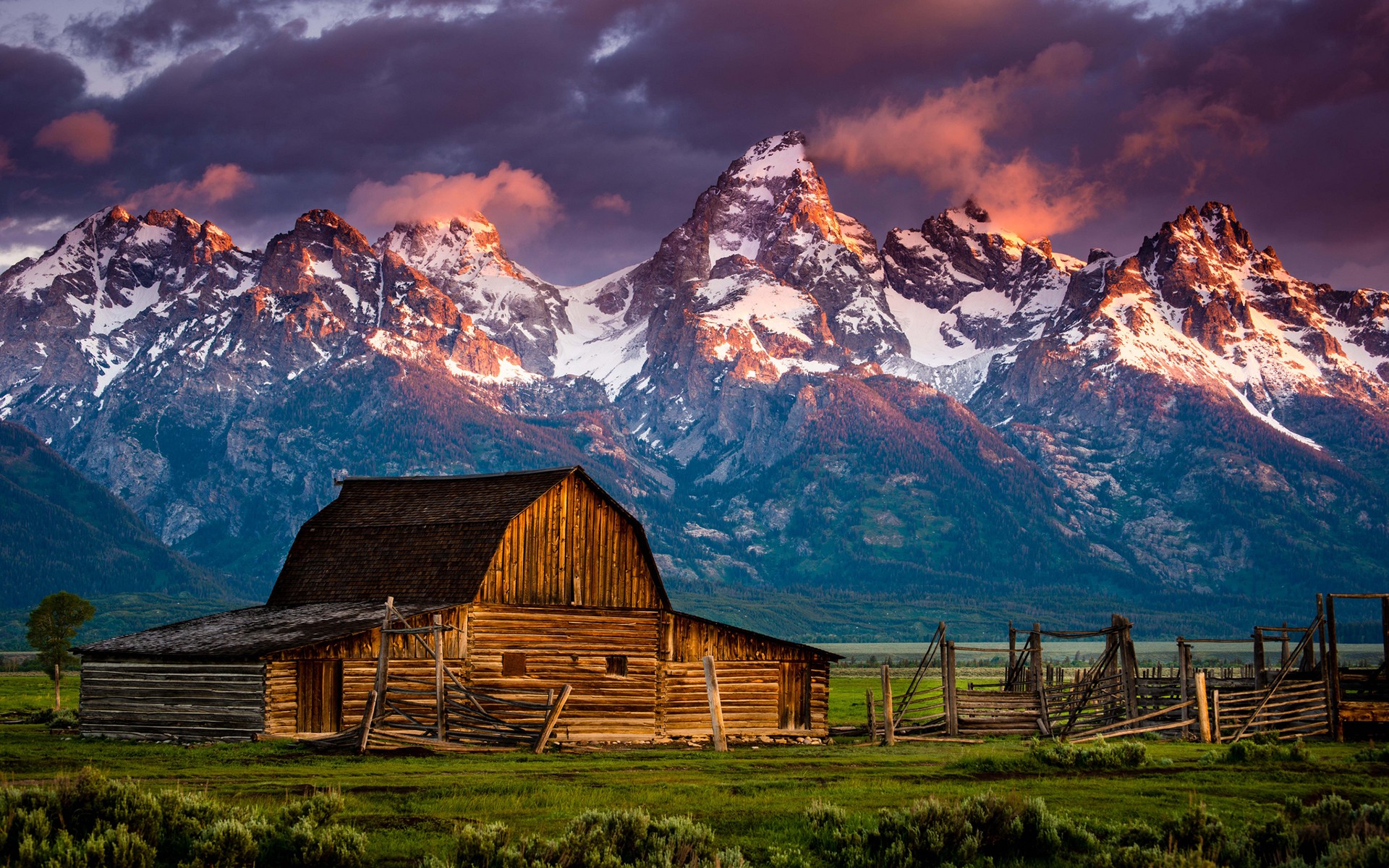 Man Made Barn 1920x1200