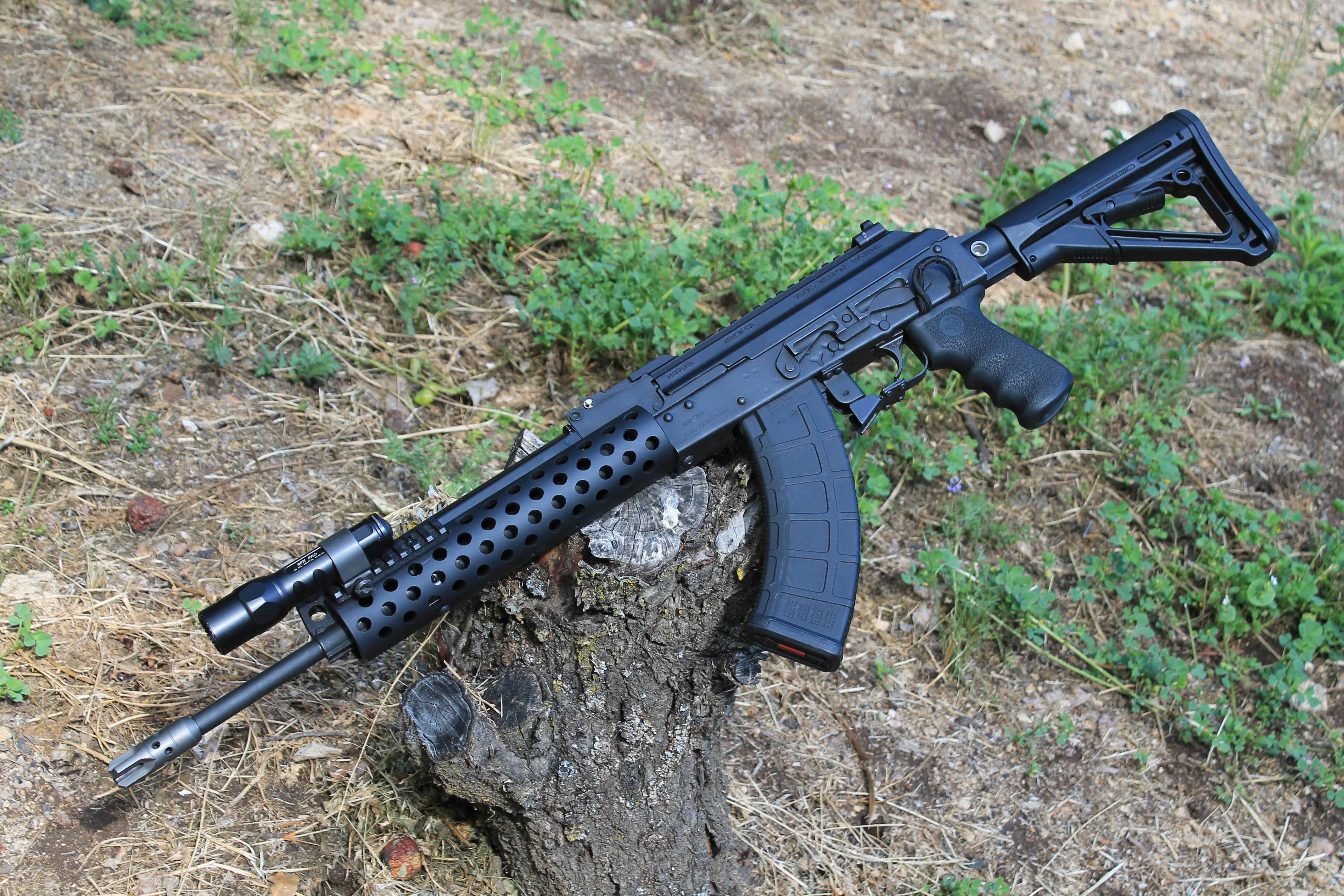 Weapons AK 47 4272x2848