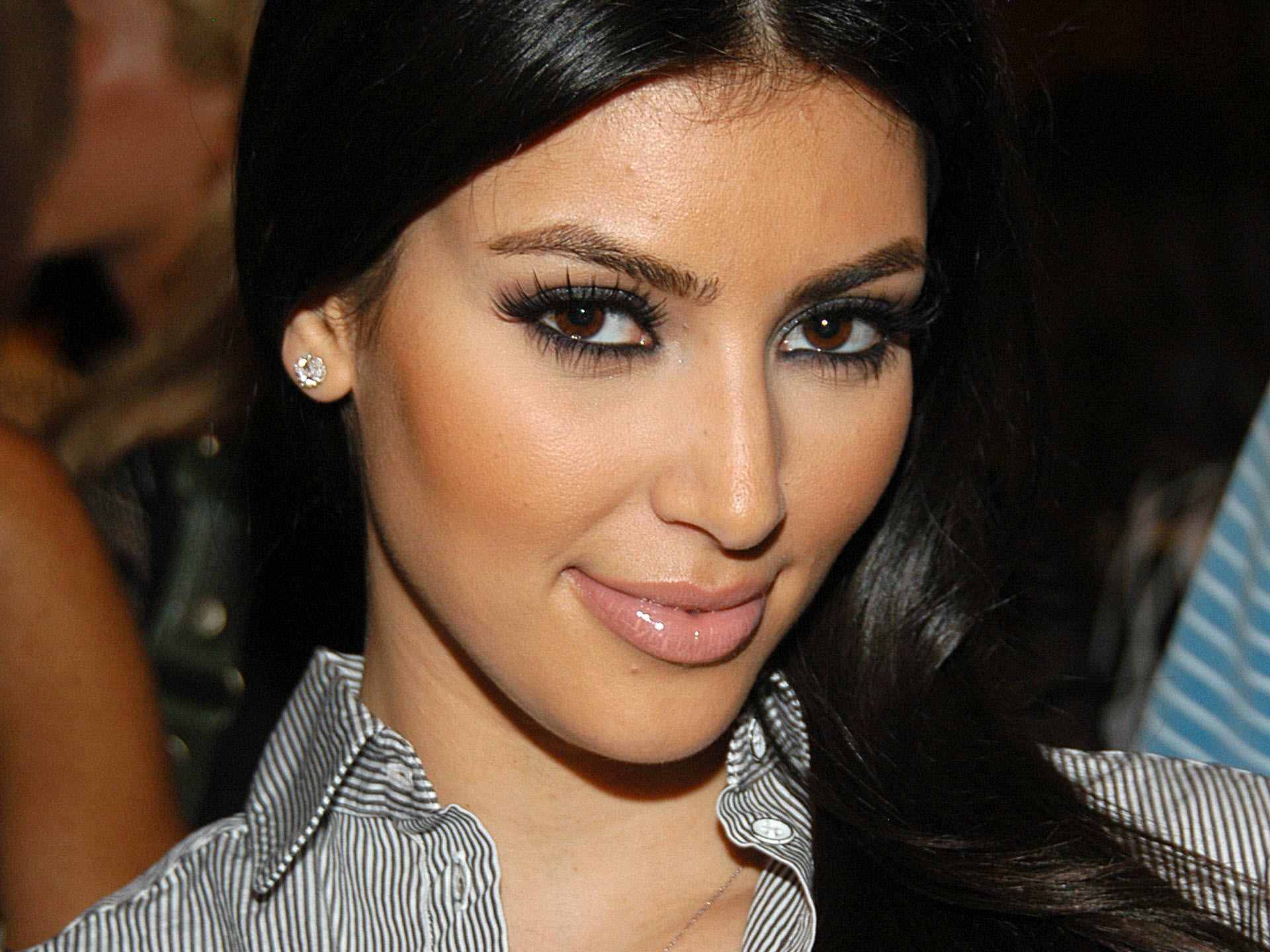Kim Kardashian 1920x1440