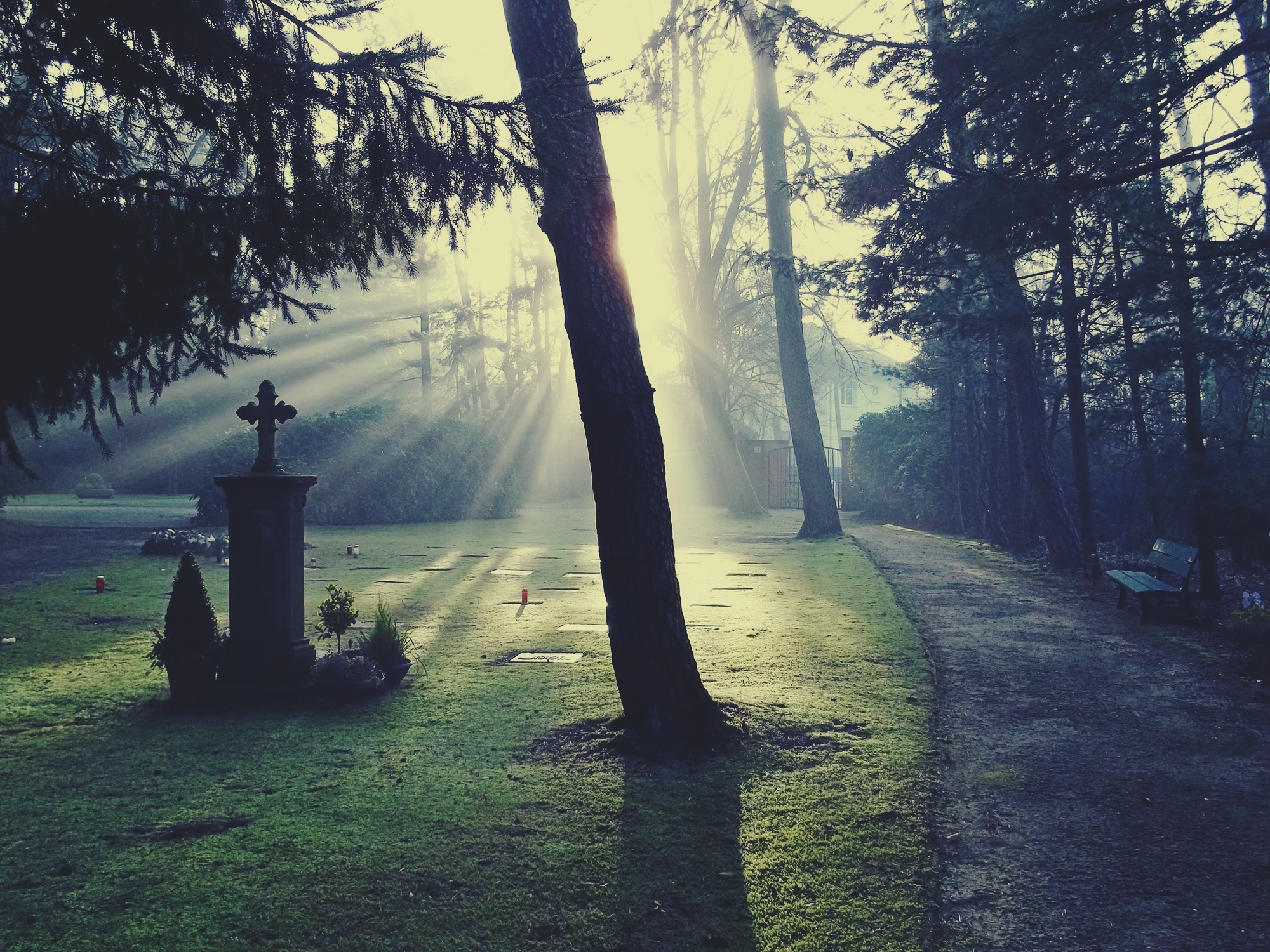 Atmosphere Cemetery Cross Dark Fog Glow Grave Gravestone Light Morning Sunshine 2000x1500