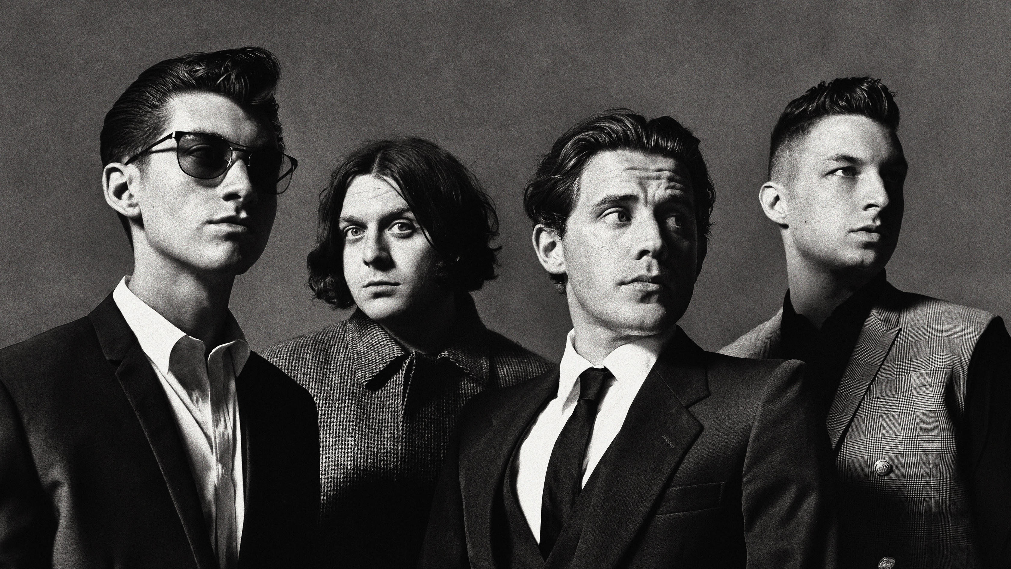 Arctic Monkeys English Rock Band 3360x1890