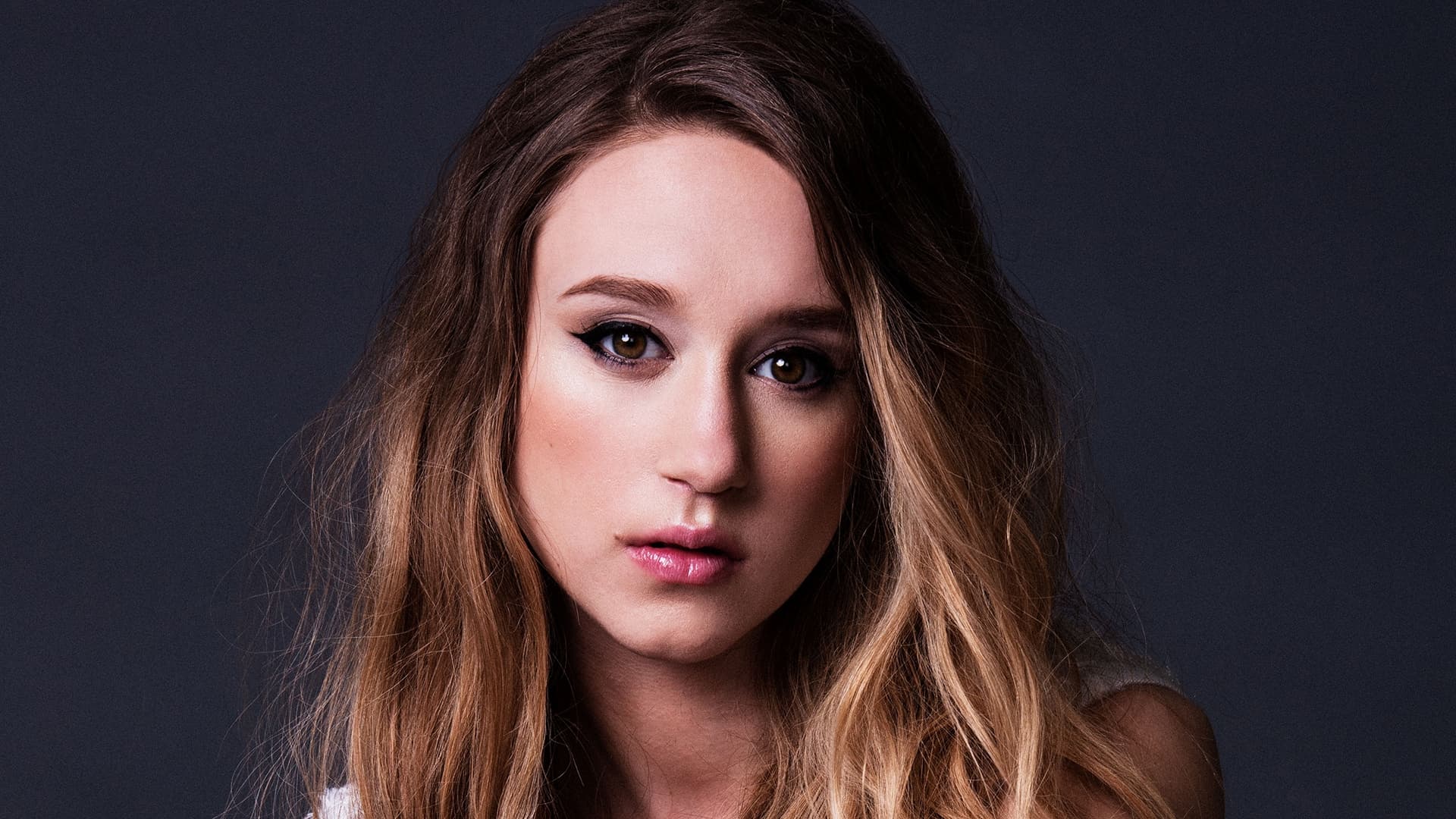 Actress Brown Eyes Taissa Farmiga 1920x1080