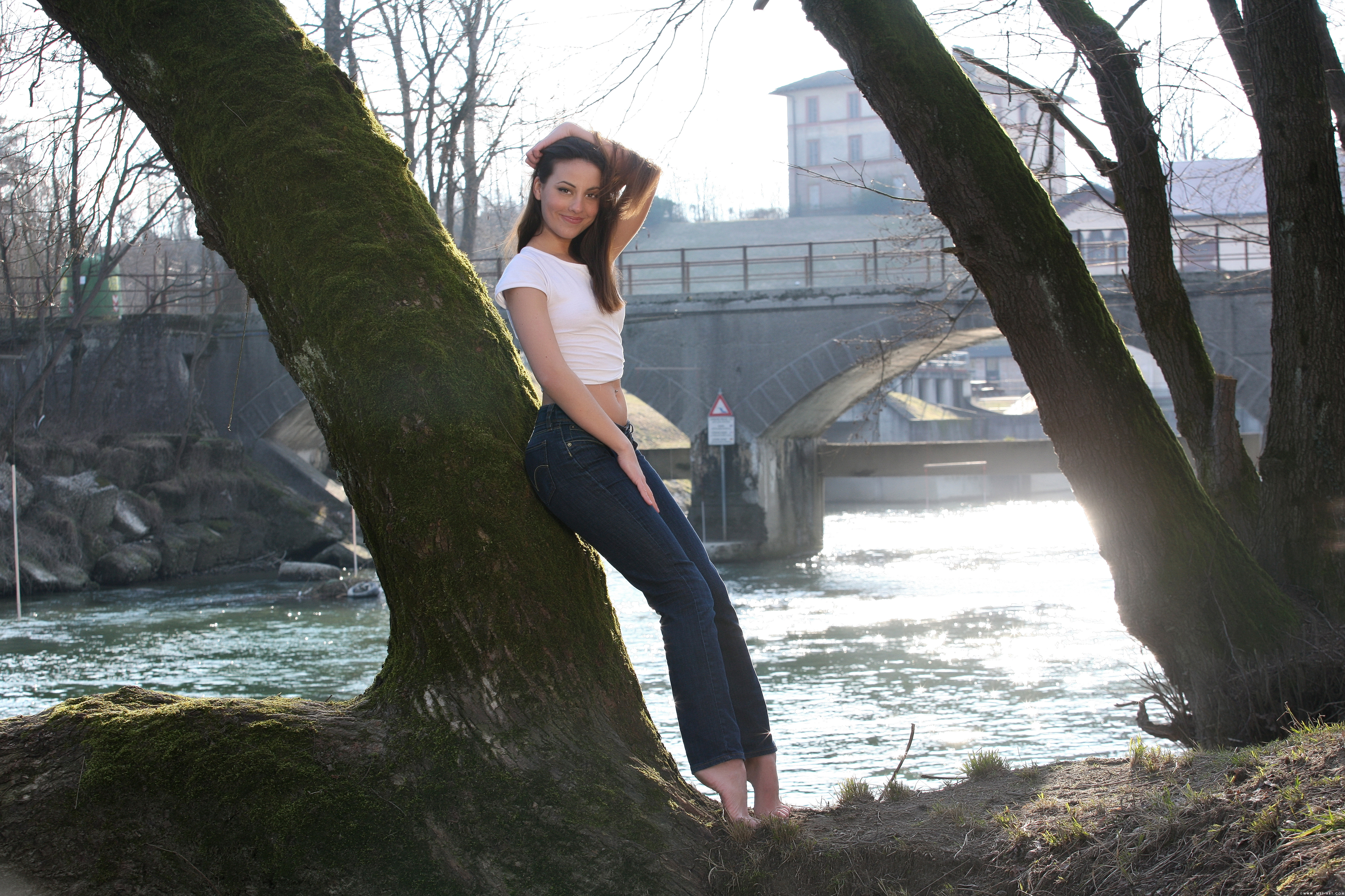 Lorena Garcia Model River Spanish 5616x3744