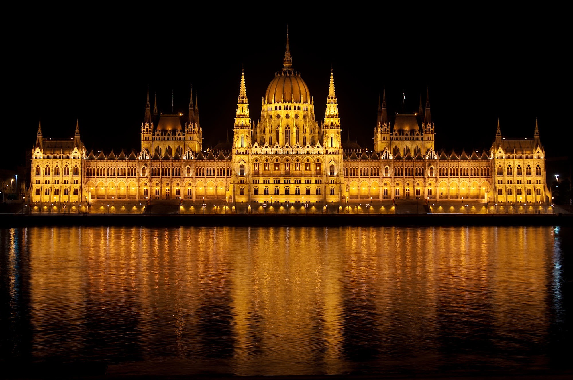 Architecture Budapest Building Dome Hungarian Parliament Building Hungary Light Monument Night Parli 2000x1328