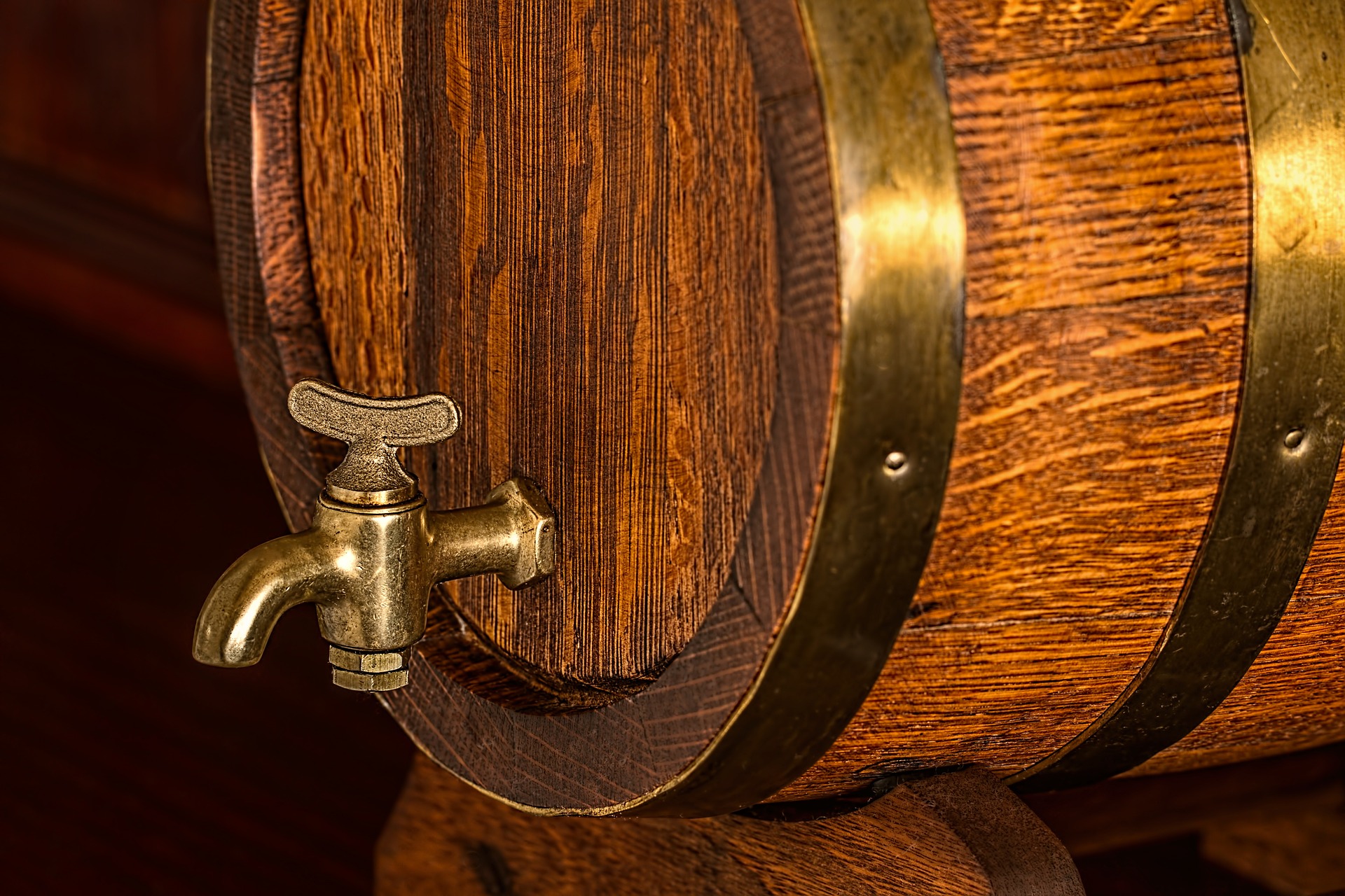 Man Made Barrel 1920x1280