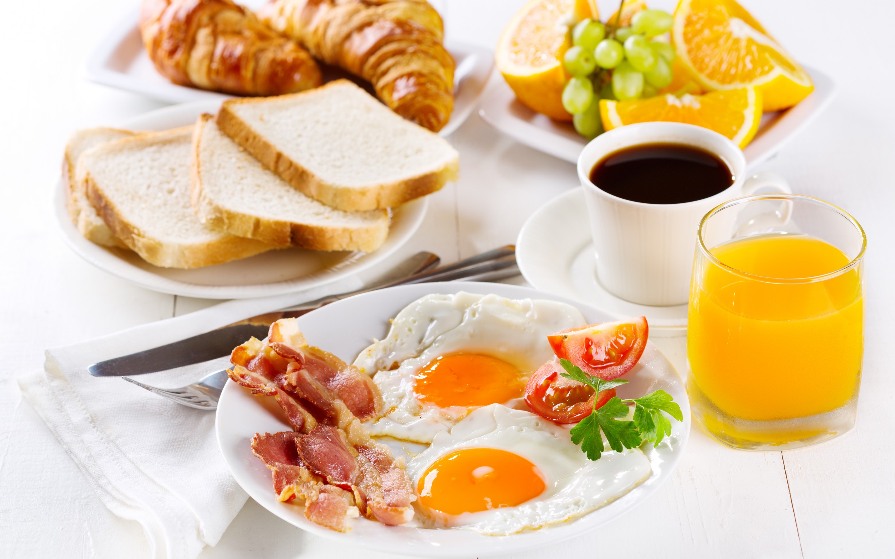 Bacon Bread Breakfast Coffee Croissant Cup Egg Fruit Juice 2880x1800