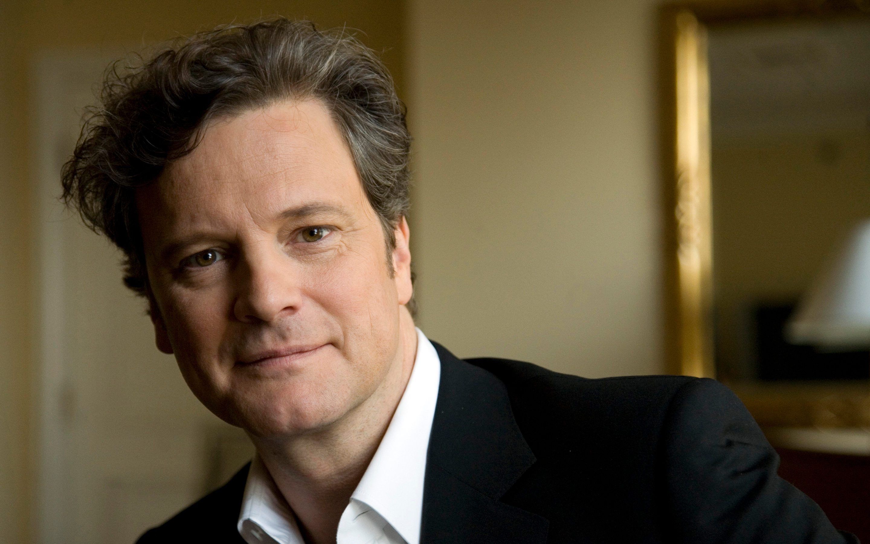 Actor Colin Firth English 2880x1800