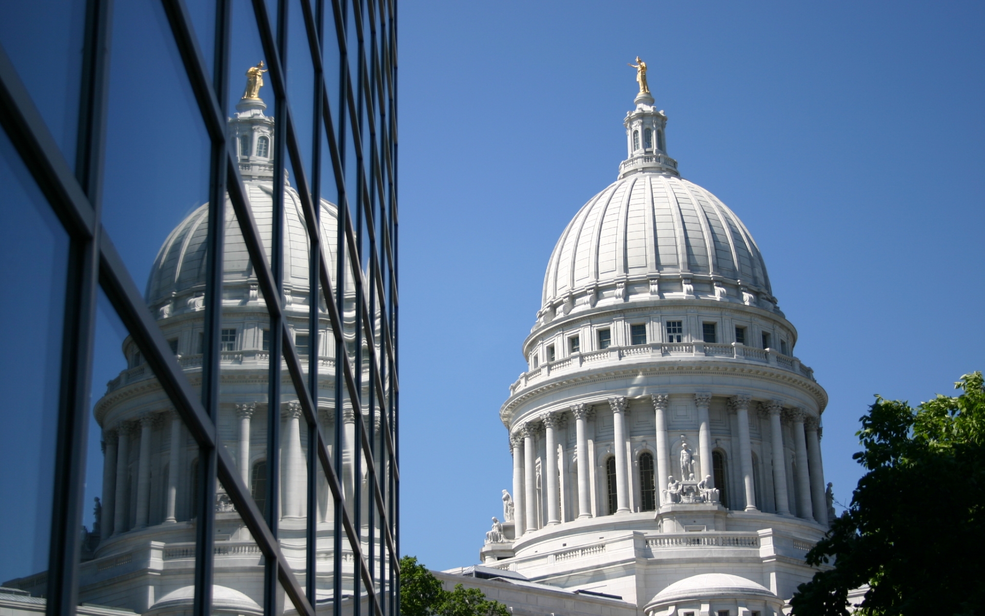 Man Made Wisconsin State Capitol 1920x1200